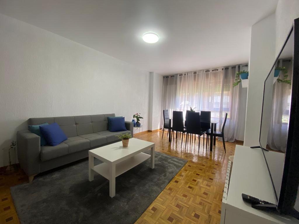 Jimena Del Cid Apartment Burgos Exterior photo